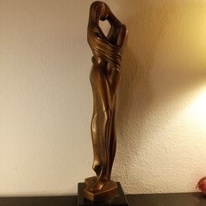 STUNNING Austin Sculpture 23" COUPLE EMBRACE Copper Finish Sculpture.